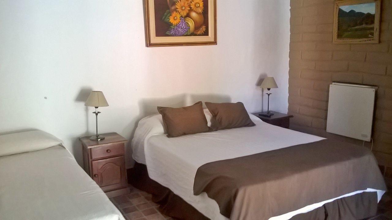 Hostal Tierra De Vinos Cafayate Ngoại thất bức ảnh